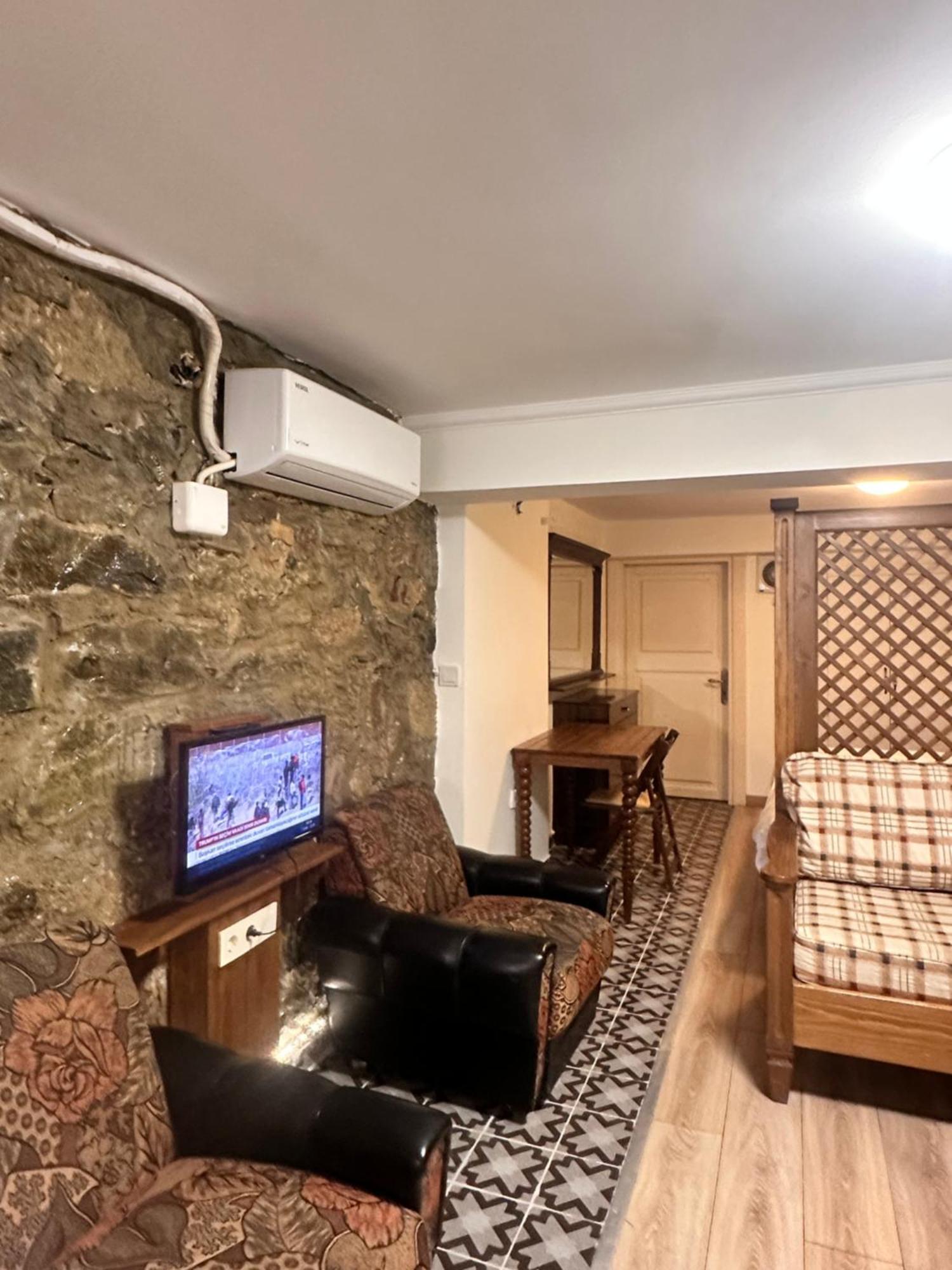 Taksim White Family Aparthotel
